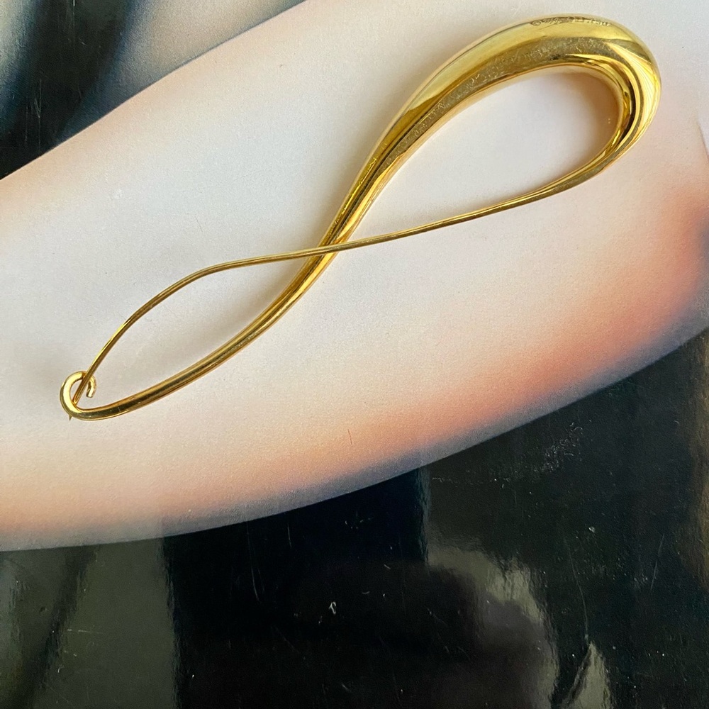 Michael Good 18K 750 Gold Pin Brooch